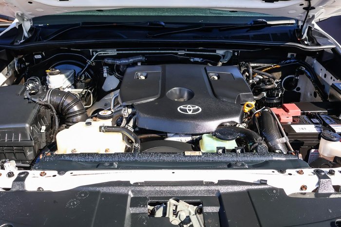2021 Toyota Hilux SR5