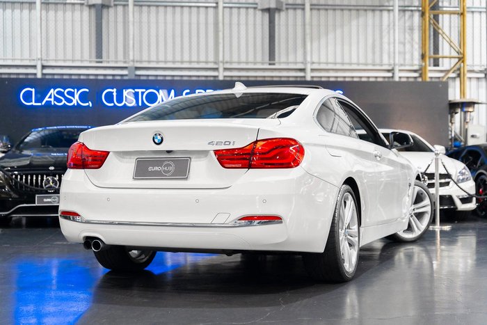 2019 BMW 4 Series 420i Luxury Line