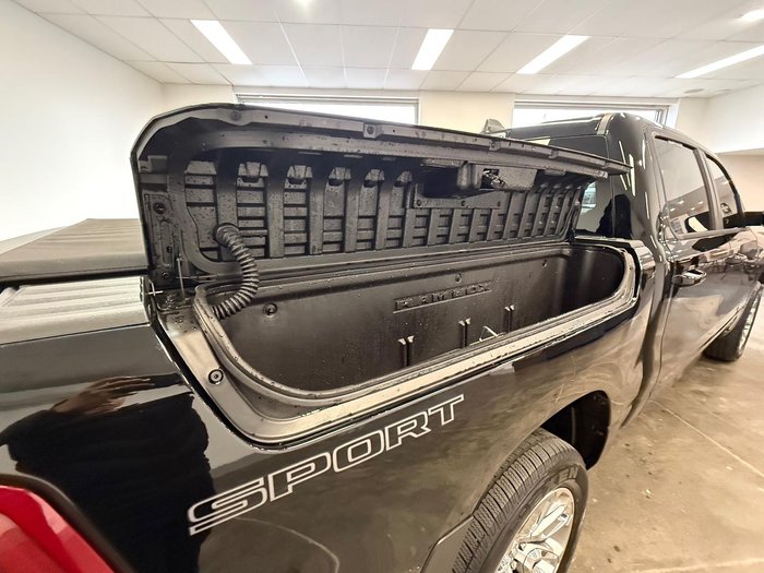2023 RAM 1500 Laramie Sport RamBox