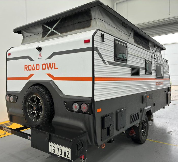 2022 New Age Caravans Rp16er Adventurer