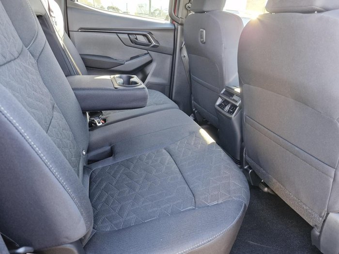 2024 Isuzu D-MAX X-RIDER