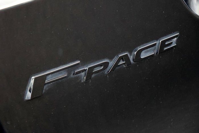 2022 Jaguar F-PACE P250 R-Dynamic SE