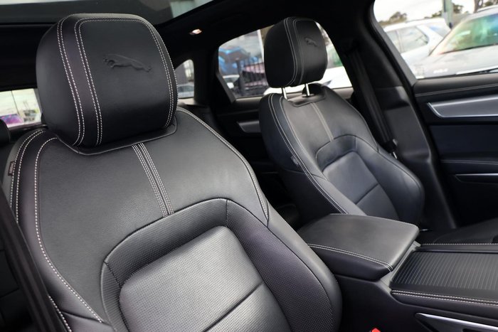 2022 Jaguar F-PACE P250 R-Dynamic SE