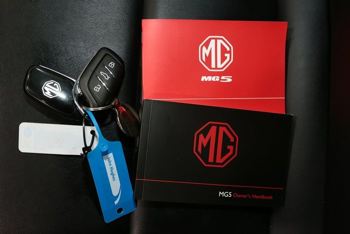 2023 MG MG5 Essence