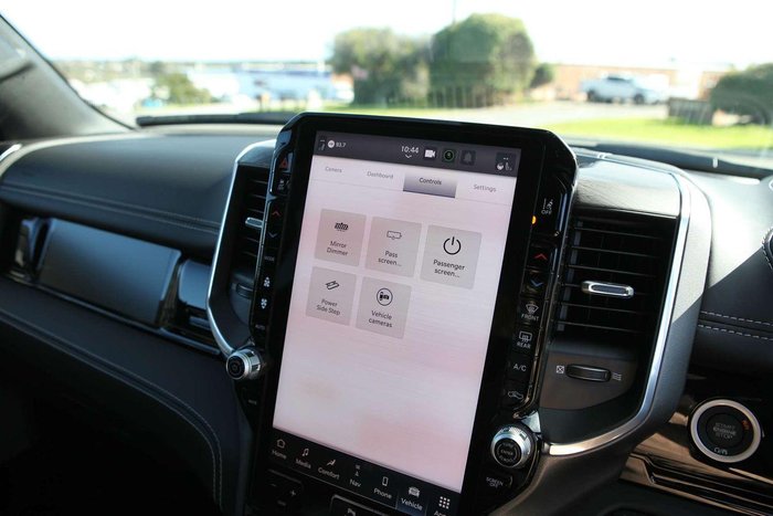 2025 RAM 1500 Laramie Sport Hurricane SO RamBox