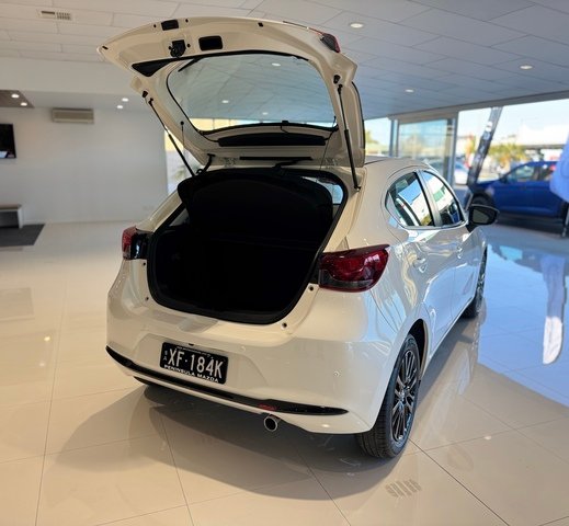 2025 MAZDA MAZDA2