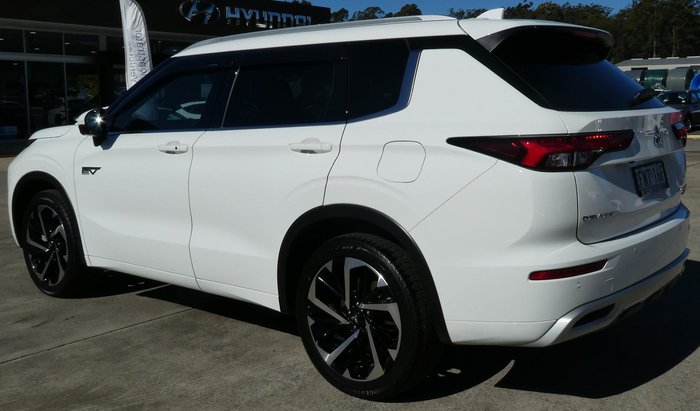 2024 Mitsubishi Outlander PHEV Exceed