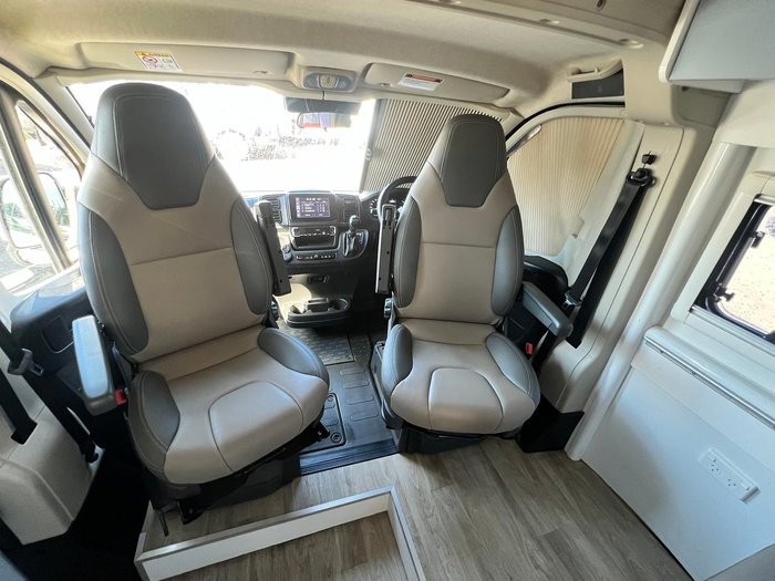 2023 Nomad Pop Top 4 Birth