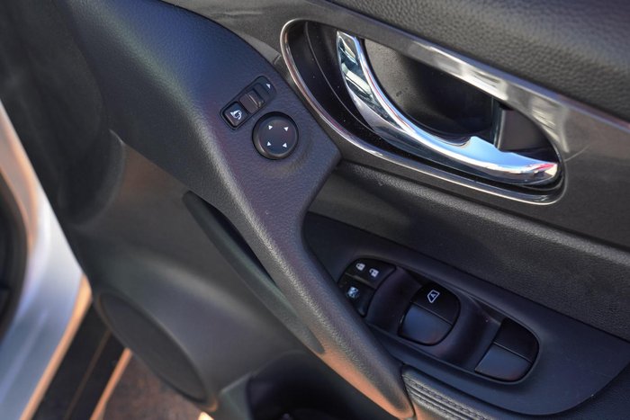 2020 Nissan X-TRAIL ST