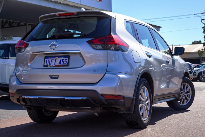 2020 Nissan X-TRAIL ST