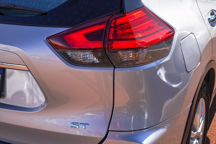 2020 Nissan X-TRAIL ST