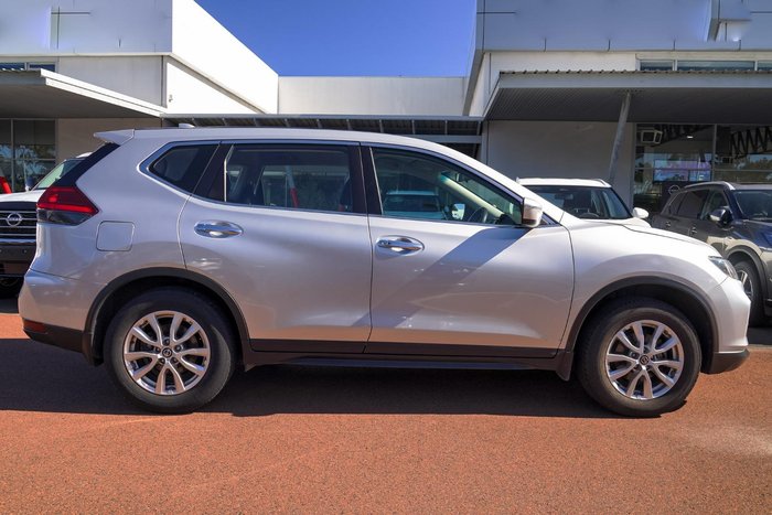 2020 Nissan X-TRAIL ST