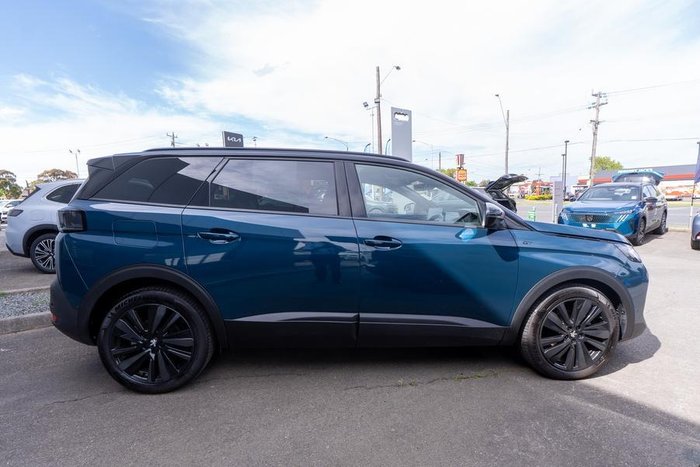 2023 Peugeot 5008 GT Sport