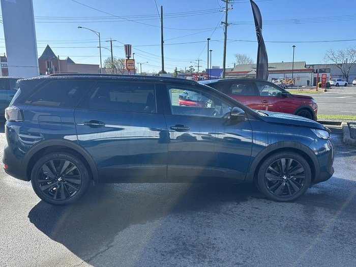 2023 Peugeot 5008 GT Sport