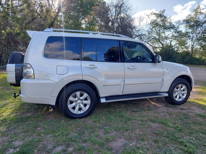 2010 Mitsubishi Pajero Platinum