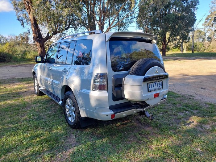 2010 Mitsubishi Pajero Platinum