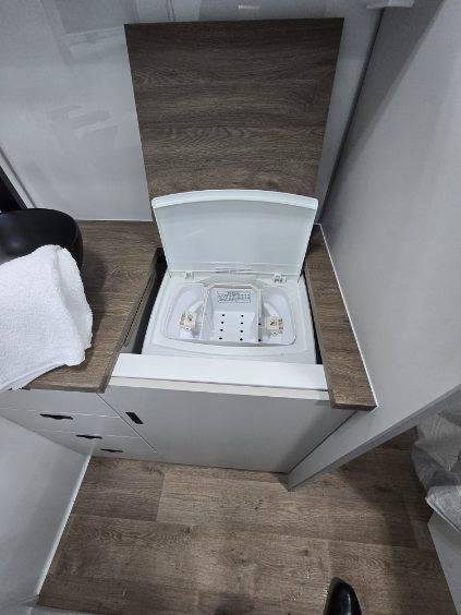 2024 JB Caravans Jb Touring (Queen Bed)