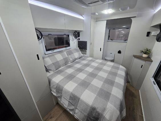 2024 JB Caravans Jb Touring (Queen Bed)