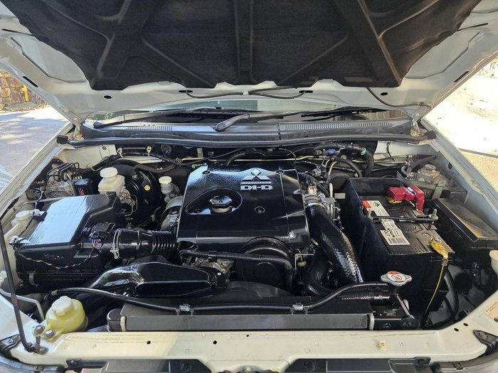 2014 Mitsubishi Triton GLX MN MY15 4x2 White