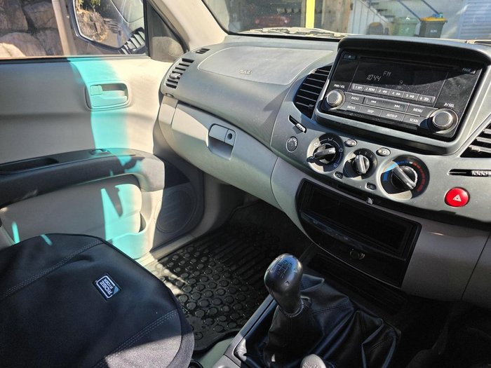 2014 Mitsubishi Triton GLX MN MY15 4x2 White