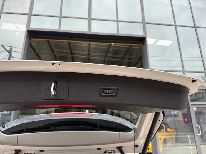 2022 BMW X1 sDrive18d F48 LCI Alpine White