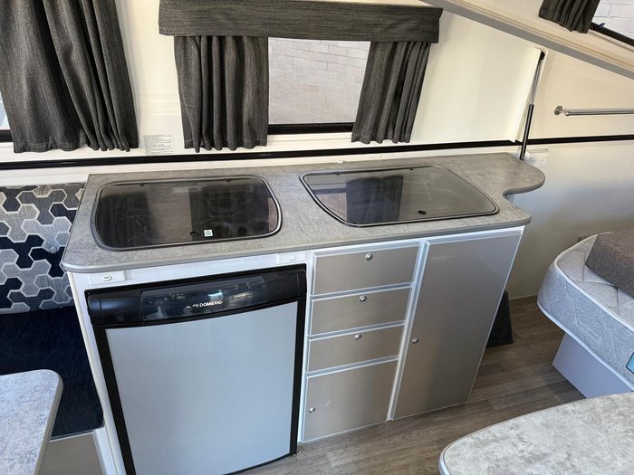 2020 Eco Tourer 510 Slipstream Club Lounge