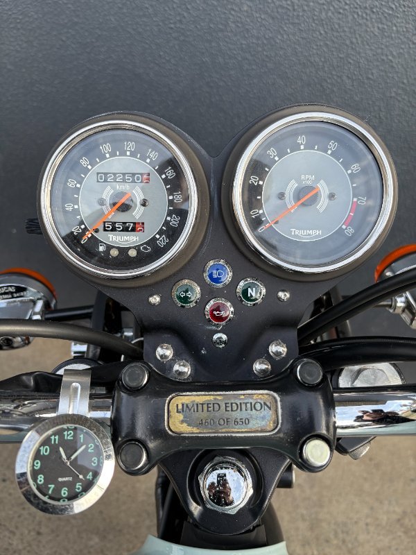 2009 Triumph BONNEVILLE T100 BLUE