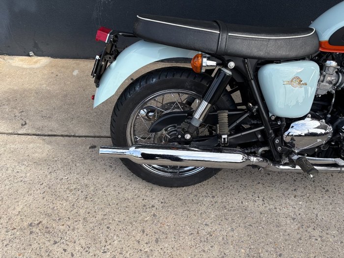 2009 Triumph BONNEVILLE T100 BLUE