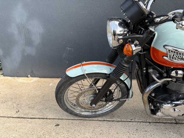2009 Triumph BONNEVILLE T100 BLUE