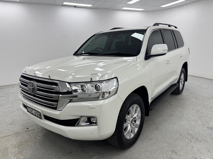 2021 Toyota Landcruiser Sahara VDJ200R 4X4 Dual Range Crystal Pearl