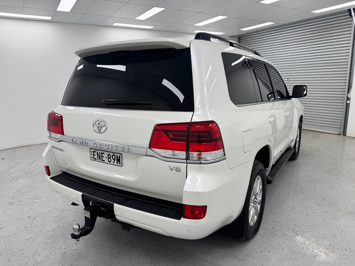 2021 Toyota Landcruiser Sahara VDJ200R 4X4 Dual Range Crystal Pearl