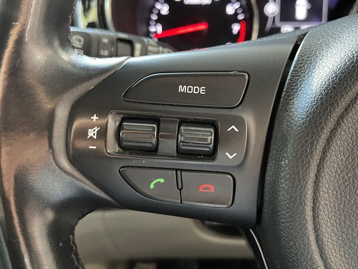 2018 Kia Carnival SLi