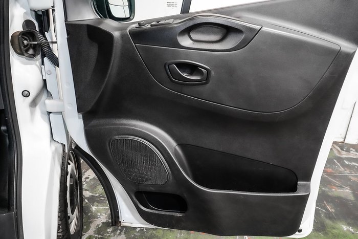 2021 Mitsubishi Express GLX
