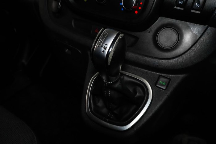 2021 Mitsubishi Express GLX