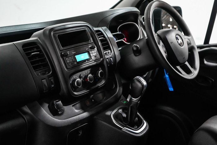 2021 Mitsubishi Express GLX