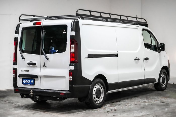 2021 Mitsubishi Express GLX