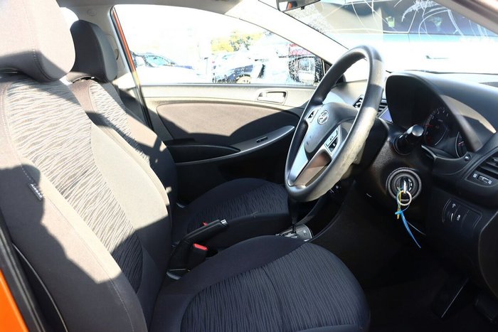 2016 Hyundai Accent Active
