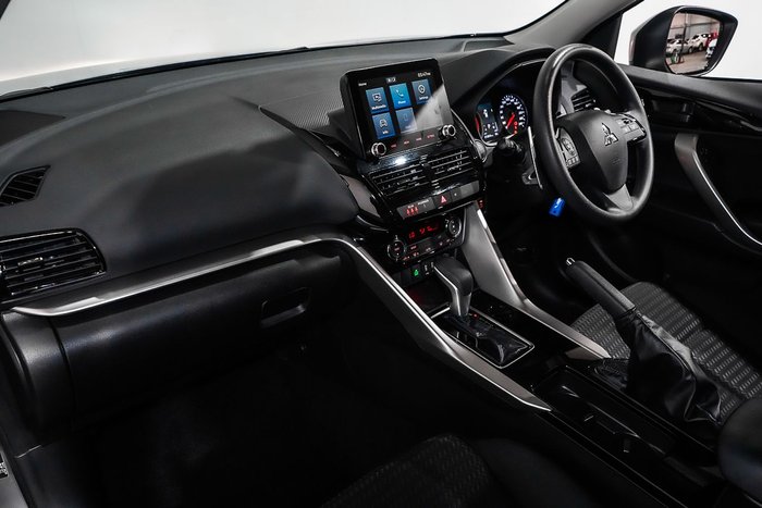 2024 Mitsubishi Eclipse Cross ES
