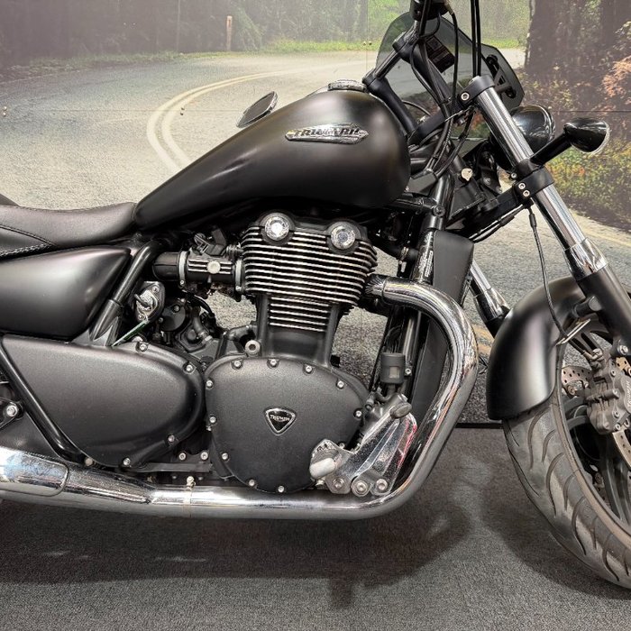 2014 Triumph THUNDERBIRD STORM (ABS) Black