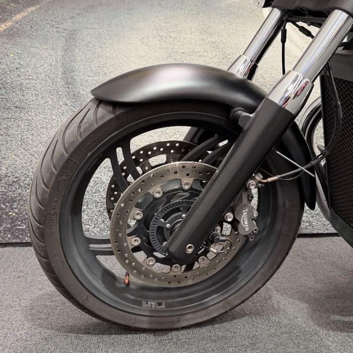 2014 Triumph THUNDERBIRD STORM (ABS) Black