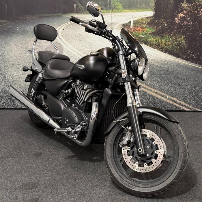 2014 Triumph THUNDERBIRD STORM (ABS) Black