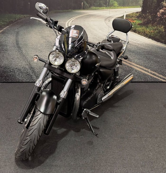 2014 Triumph THUNDERBIRD STORM (ABS) Black