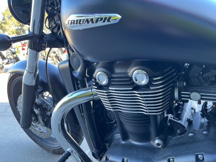 Triumph 2012 TRIUMPH 1700CC STORM