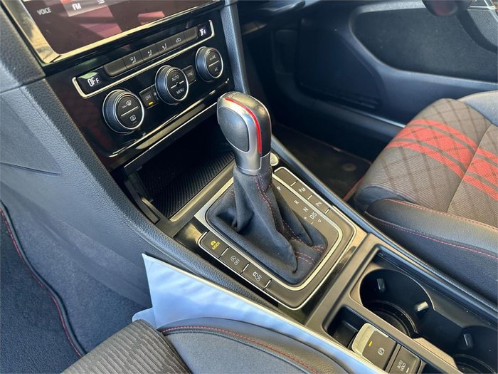 2020 Volkswagen Golf GTI TCR 7.5 MY20 Tornado Red
