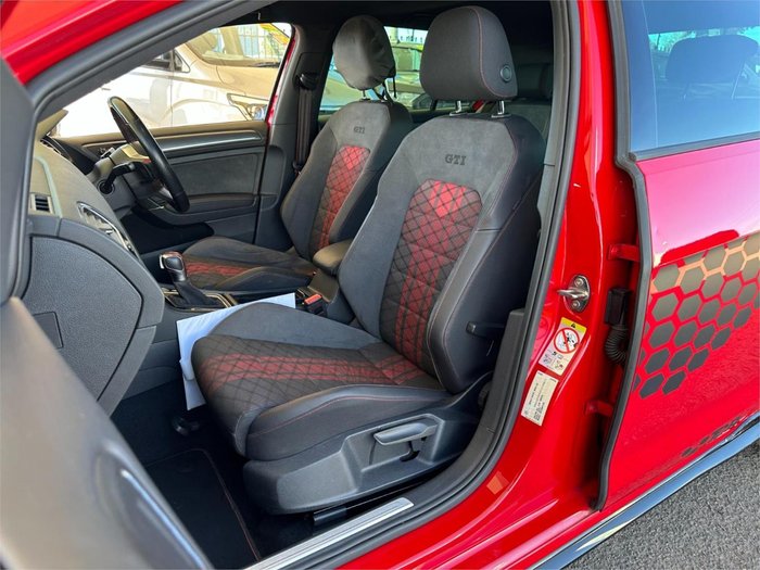 2020 Volkswagen Golf GTI TCR 7.5 MY20 Tornado Red
