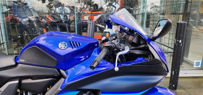 2024 Yamaha YZF-R7LA