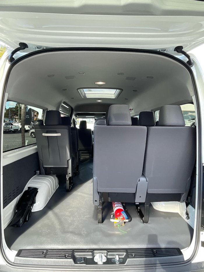 2025 Toyota Hiace Commuter GDH322R French Vanilla