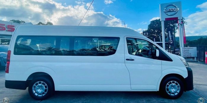2025 Toyota Hiace Commuter GDH322R French Vanilla