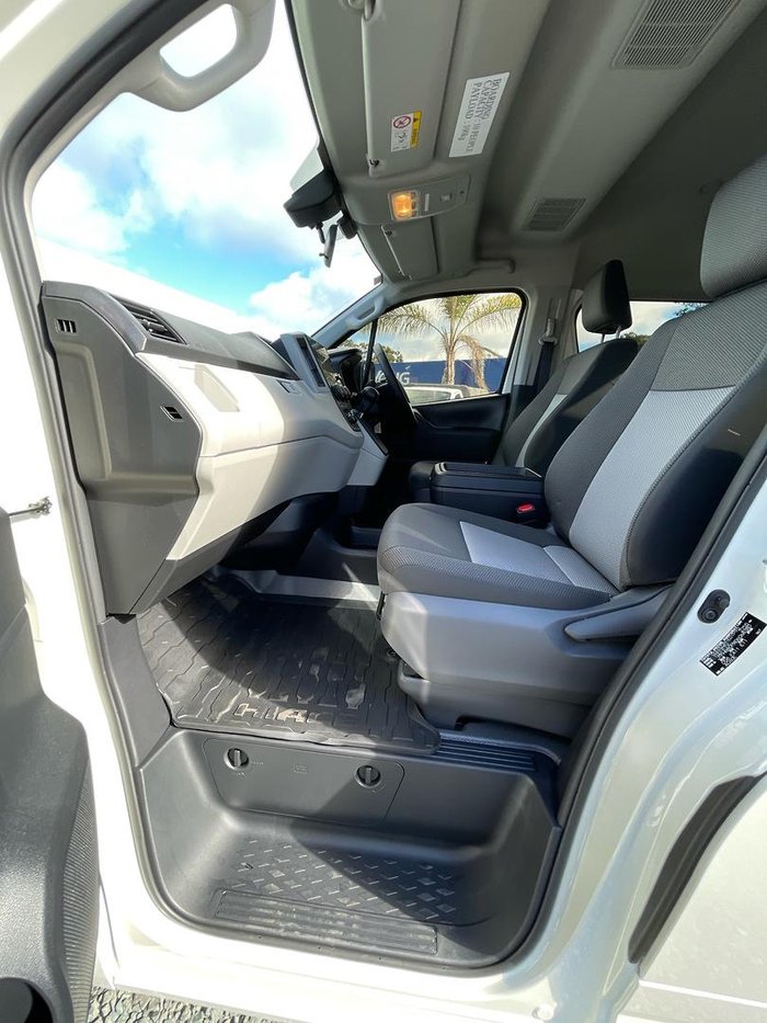 2025 Toyota Hiace Commuter GDH322R French Vanilla