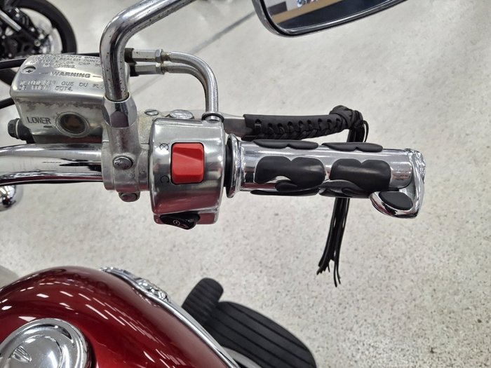 2008 Kawasaki VULCAN 900 (VN900) CLASSIC Red